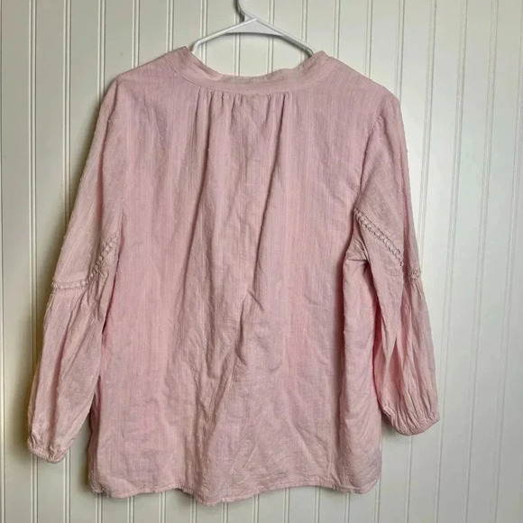 Crown & Ivy Pink Swiss Dot Peasant Blouse 3/4 Sleeve large N23 - Picture 5 of 5
